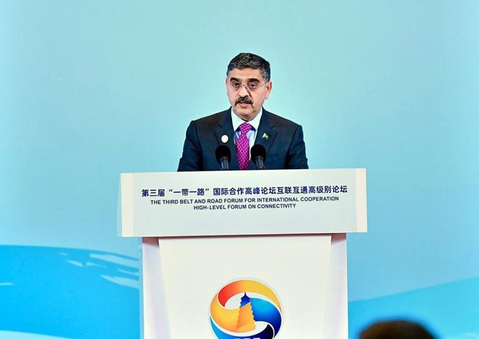 نگراں وزیراعظم انوارالحق کاکڑ کی چینی میڈیا سے گفتگو