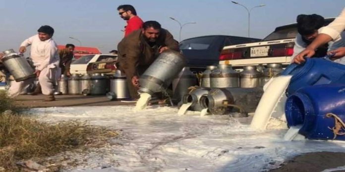 فوڈ سیفٹی اتھارٹی کا ملاوٹ شدہ دودھ کے خلاف کریک ڈاؤن، سینکڑوں لٹرملاوٹ شدہ دودھ تلف