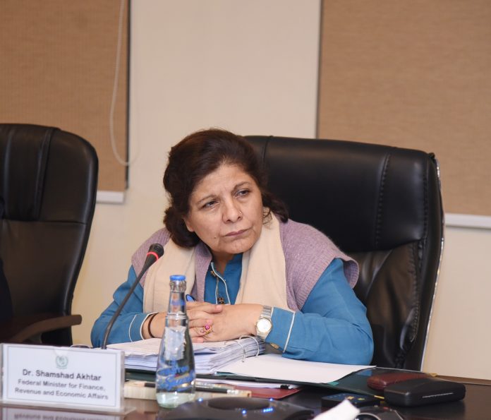کامیاب اصلاحات کی وجہ سے اقتصادی سرگرمیاں بحال ، کاروباری فضا بہتر اور سرمایہ کاروں کے اعتماد میں اضافہ ہوا، معیشت کے استحکام کیلئے کوششیں جاری رکھیں گے، وزیرخزانہ ڈاکٹر شمشاد اختر کی صحافیوں سے گفتگو