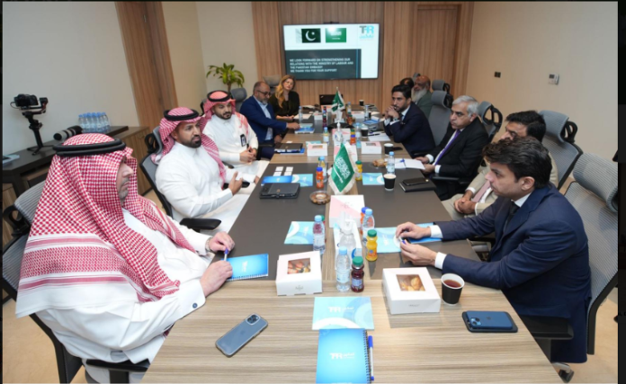 وزیراعظم کے معاون خصوصی جواد سہراب ملک کا سعودی کمپنی تمکین ایچ آر کا دورہ