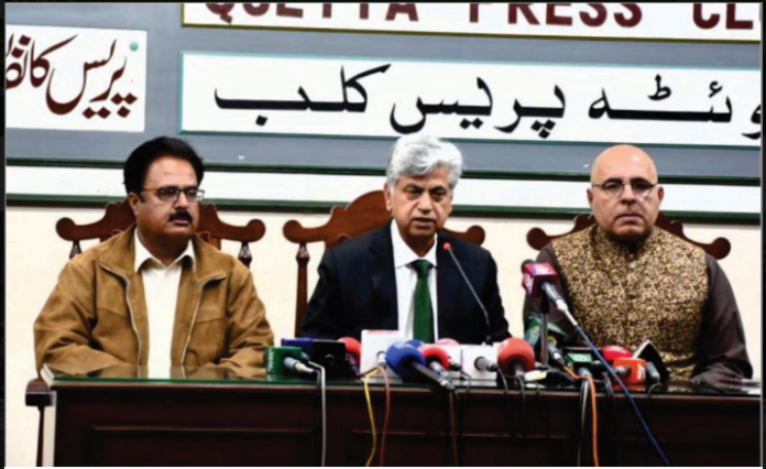سابق چیئرمین پی ٹی آئی کو غیر قانونی مقیم افراد کی ترجمانی کی بجائے پاکستان کے 25 کروڑ عوام کی ترجمانی کرنی چاہئے تھی، مرتضیٰ سولنگی