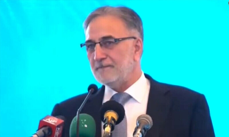 معاشی چیلنجز سے نمٹنے کے لئے کاروباری حضرات بغیر خوف کے کاروبار کریں، لیفٹیننٹ جنرل (ریٹائرڈ) نذیر احمد