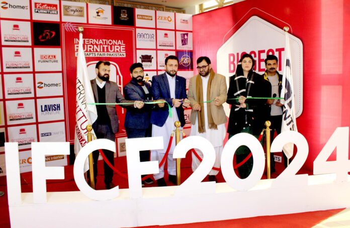 فرنیچر کی صنعت کا ملک کی معاشی ترقی میں اہم کردار ہے، اعجاز خان آفریدی