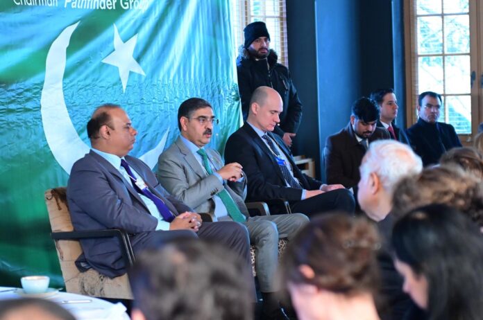 حکومتی اخراجات میں کمی لانا اور آمدنی میں اضافہ ہمارا بنیادی مقصد ہے، طرزحکمرانی بتدریج بہتر ہو رہا ہے، نگران وزیراعظم انوار الحق کاکڑ