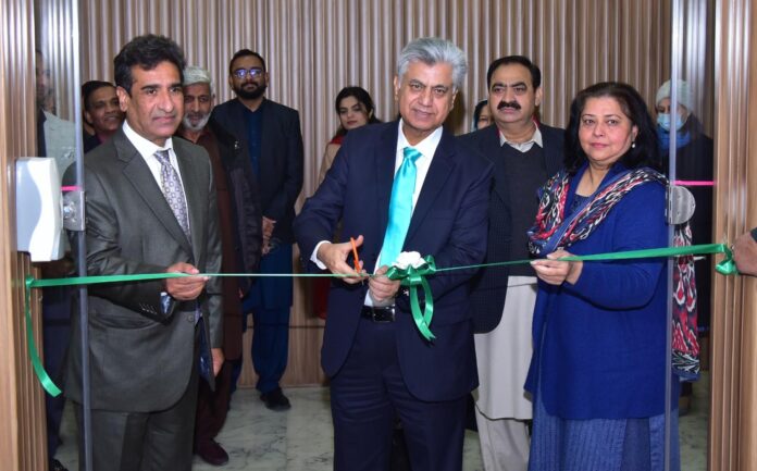پریس انفارمیشن ڈیپارٹمنٹ کی جانب سے انتخابات 2024ءکی کوریج کے لئے الیکشن سٹی میڈیا سینٹر میں مقامی اور بین الاقوامی صحافیوں کو جدید ترین سہولیات کی فراہمی