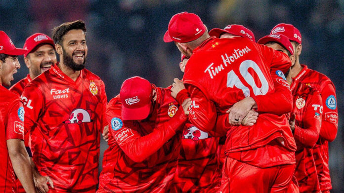 Islamabad United's young fast bowler Haneen Shah