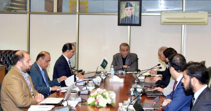 وفاقی وزیر عبدالعلیم خان سے پی آئی اے کی نجکاری کے حوالہ سے فنانشل ایڈوائزر کی ملاقات