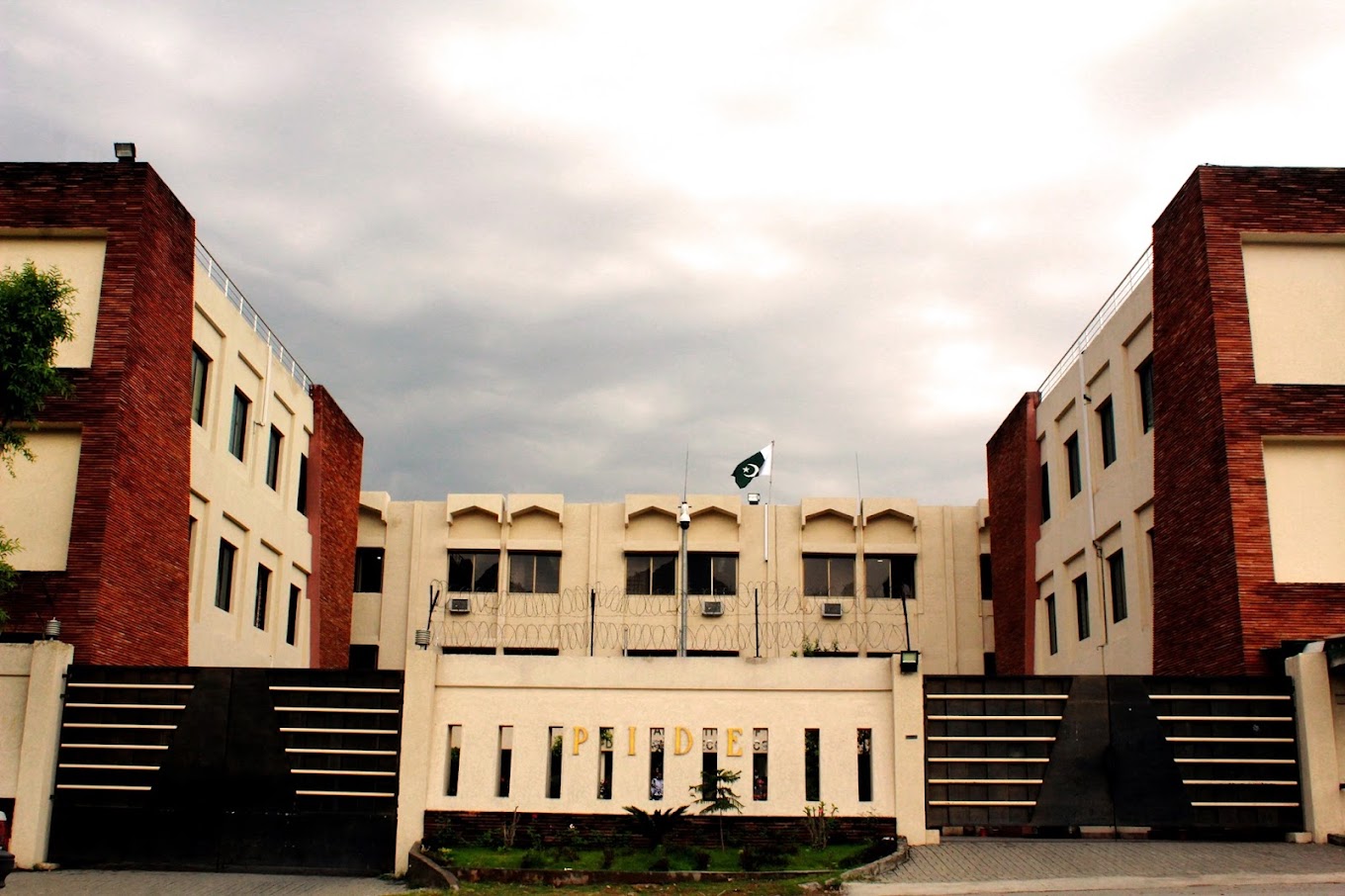 Pakistan Institute of Development Economics