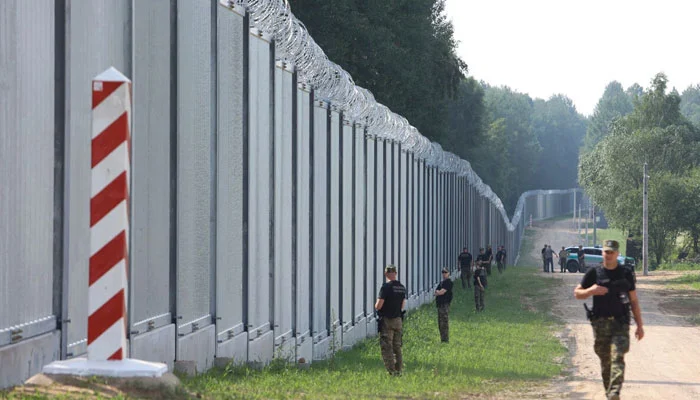 Poland will build shelters