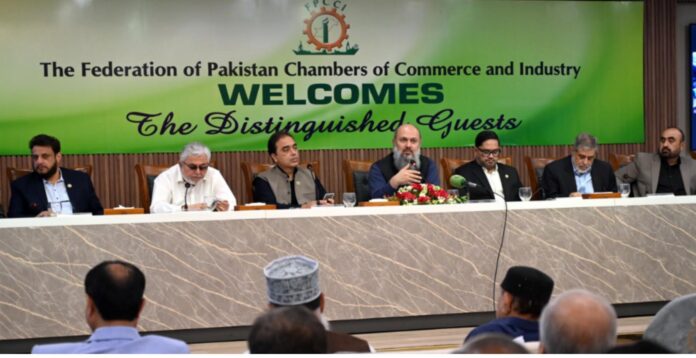وفاقی وزیر تجارت جام کمال خان کا فیڈریشن آف پاکستان چیمبر آف کامرس اینڈ انڈسٹری کراچی کا دورہ