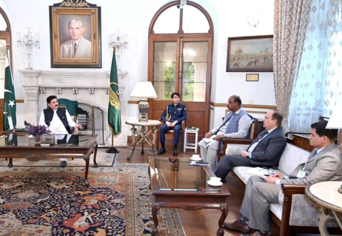 گورنر خیبر پختونخواسے قائم مقام ایم ڈی سوئی نادرن گیس کی ملاقات، کے پی میں گیس کے مسائل حل کرنے کی ہدایت گورنر خیبر پختونخواسے قائم مقام ایم ڈی سوئی نادرن گیس کی ملاقات، کے پی میں گیس کے مسائل حل کرنے کی ہدایت