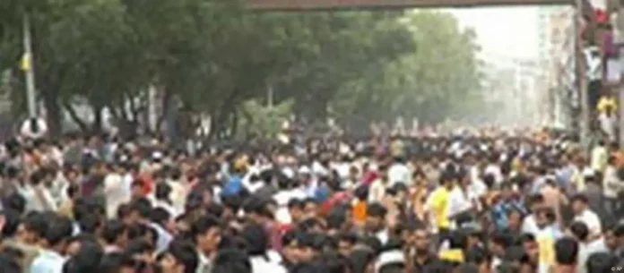 بنگلہ دیش کے ساور اور اشولیہ انڈسٹریل زون میں گارمنٹس کے 219 کارخانے مزدوروں کے احتجاج کے باعث بند