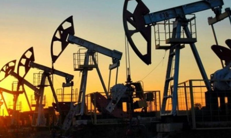 Crude oil prices fall