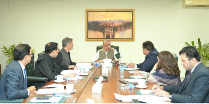 سپیشل اکنامک زونز صنعتوں کے فروغ میں کلیدی کردار ادا کر سکتے ہیں،خصوصی مراعات سے ملک میں صنعتی شعبہ کو فروغ حاصل ہو گا،وفاقی وزیر سرمایہ کاری بورڈ