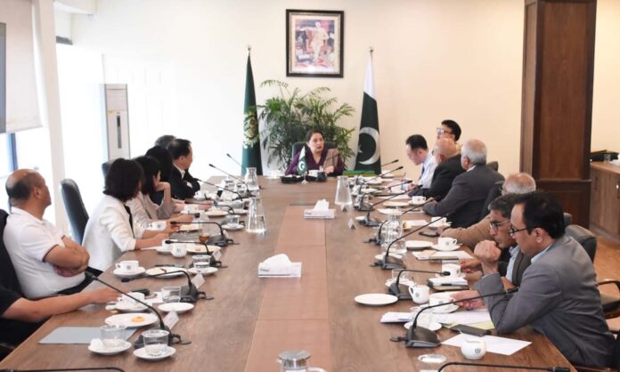 حکومت پائیدار ترقی کے اہداف کے حصول کے لیے سٹیک ہولڈرز سمیت مختلف ممالک اور غیر سرکاری تنظیموں کے ساتھ تعاون کو فروغ دینے کے لیے پرعزم ہے، رومینہ خورشید عالم