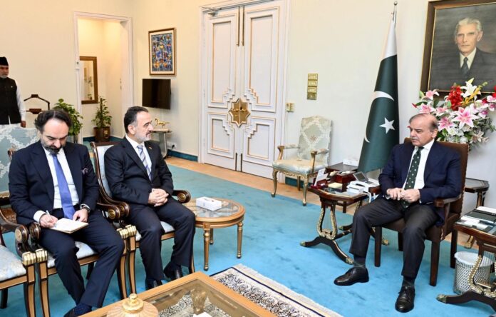 وزیراعظم شہباز شریف سے پاکستان میں ترک سفیر عرفان نذیراوعلو کی ملاقات