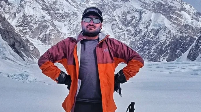 ماؤنٹ ایورسٹ سر کرنے والے سندہ کے پہلے کوہ پیما کی سندھ زرعی یونیورسٹی میں آگہی سیمینار میں شرکت