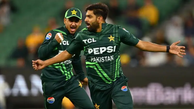 پاکستان کا جاندار کم بیک ،آسٹریلیا کو دوسرے ون ڈے کرکٹ میچ میں 9 وکٹوں سے ہرا کر تین میچوں کی سیریز1-1 سے برابر کر دی،حارث رئوف مین آف دی میچ قرار