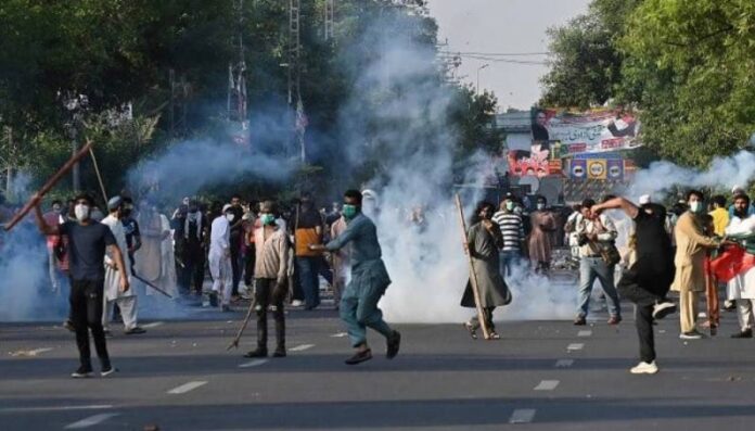 ضلع بھر میں جلاؤ گھیراؤ میں ملوث شر پسند عناصر کے خلاف گرینڈ آپریشن ،چار سو سے زائد ملزمان گرفتار