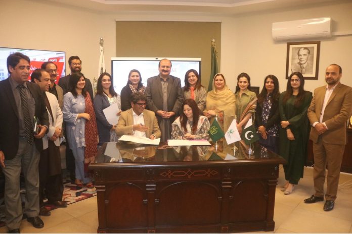 وزیراعظم یو تھ پروگرام اور پیج کے خواتین اور لڑکیوں کو مہارت کی ترقی اور ڈیجیٹل شمولیت کے ذریعے بااختیار بنانے کے لئے مفاہمت کی یادداشت پر دستخط