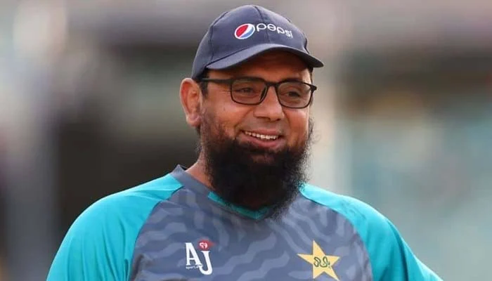 ثقلین مشتاق کا پاکستان اسٹرائیک فورس کیمپ کا دورہ
