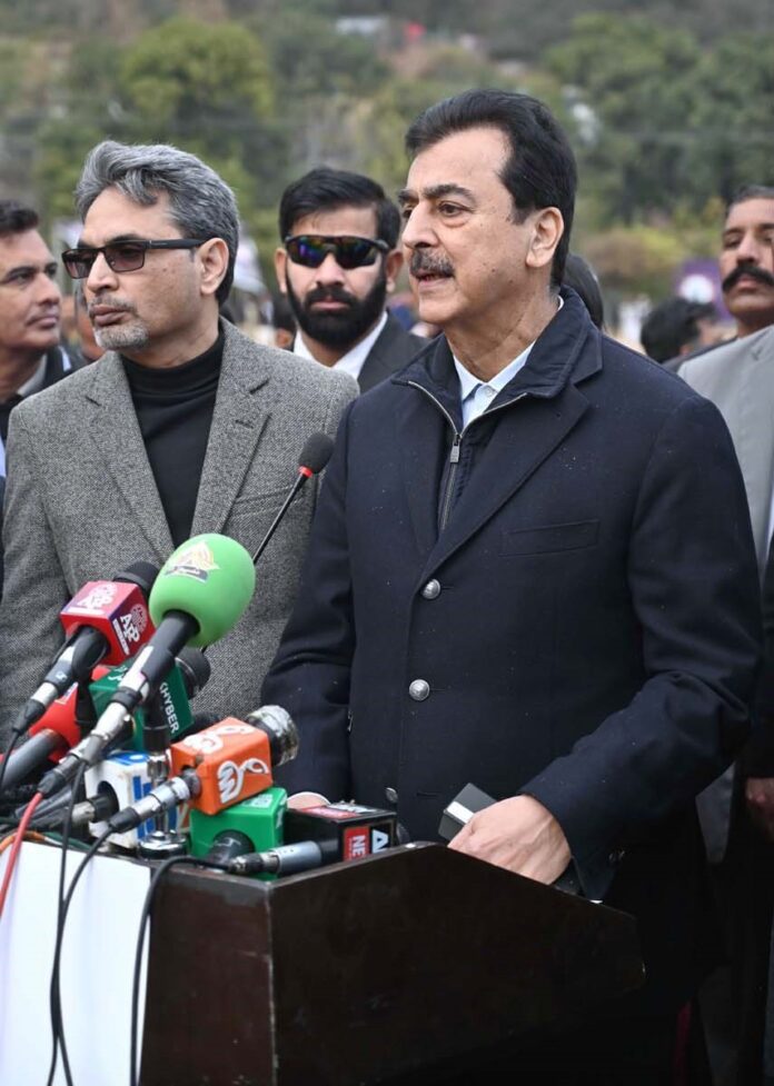 میڈیا اور معاشرے میں مثبت روابط اور فلاح و بہبود کے مشترکہ وژن کو فروغ دینے کیلئے پارلیمنٹ، حکومت اور میڈیا کے درمیان شراکت داری بہت ضروری ہے ، سید یوسف رضا گیلانی