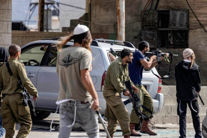 Israeli settlers