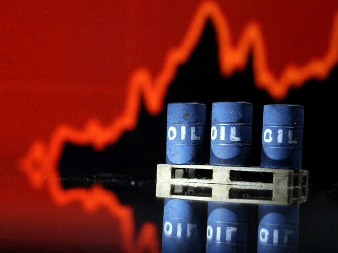 پٹرولیم مصنوعات کی فروخت میں تین ماہ کے دوران 4.5فیصد اضافہ