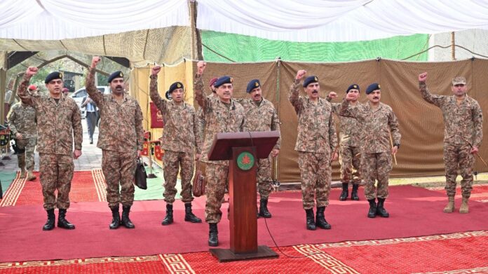 آرمی چیف جنرل سید عاصم منیر کا مظفرآباد کا دورہ ،شہداء کی قربانیوں کو خراج عقیدت، ممتاز اور بزرگ کشمیری رہنمائوں سے ملاقاتیں، کشمیریوں کے منصفانہ اور جائز مقصد کی حمایت کے عزم کا اعادہ
