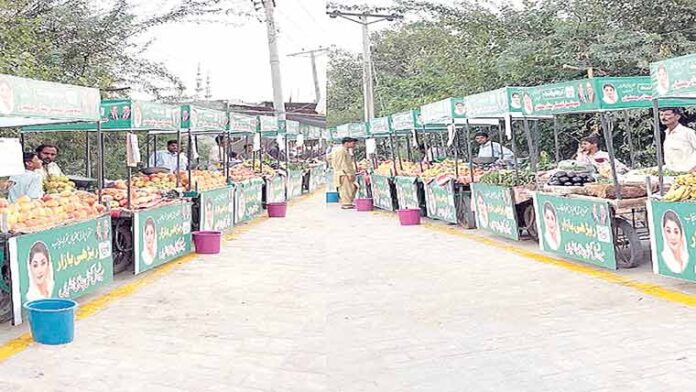 اوکاڑہ ،تجاوزات آپریشن کے دوران سبزی و فروٹ منڈی کے متاثرہ افراد کے لیے ماڈل ریڑھی بازار قائم کر دیا گیا