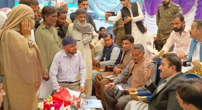 ڈسکہ، صوبائی وزیر بلدیات میاں ذیشان رفیق کی عوامی مسائل کے حل کیلئے کھلی کچہری
