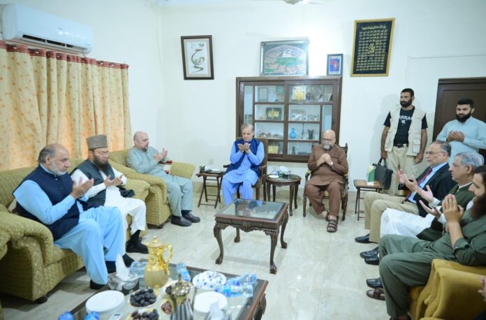 وزیرِ اعظم شہباز شریف کا سینیٹر پروفیسر ساجد میر کے انتقال پر اظہار تعزیت
