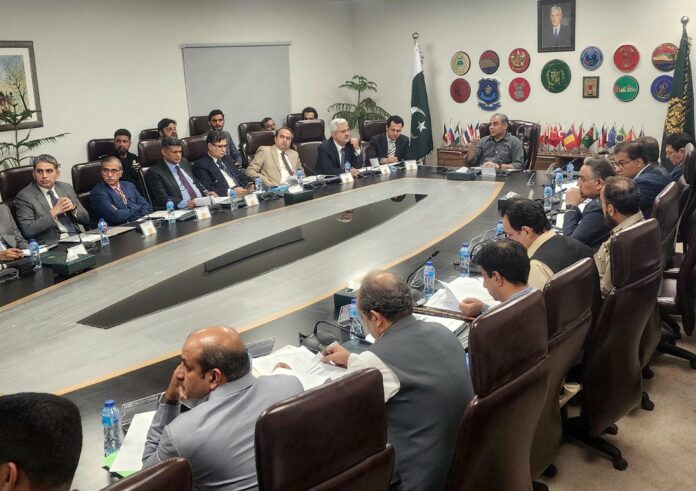 وفاقی وزیر داخلہ محسن نقوی کی زیر صدارت کاؤنٹر ٹیررازم کمیٹی اور ہارڈن دی اسٹیٹ کمیٹی کا اجلاس