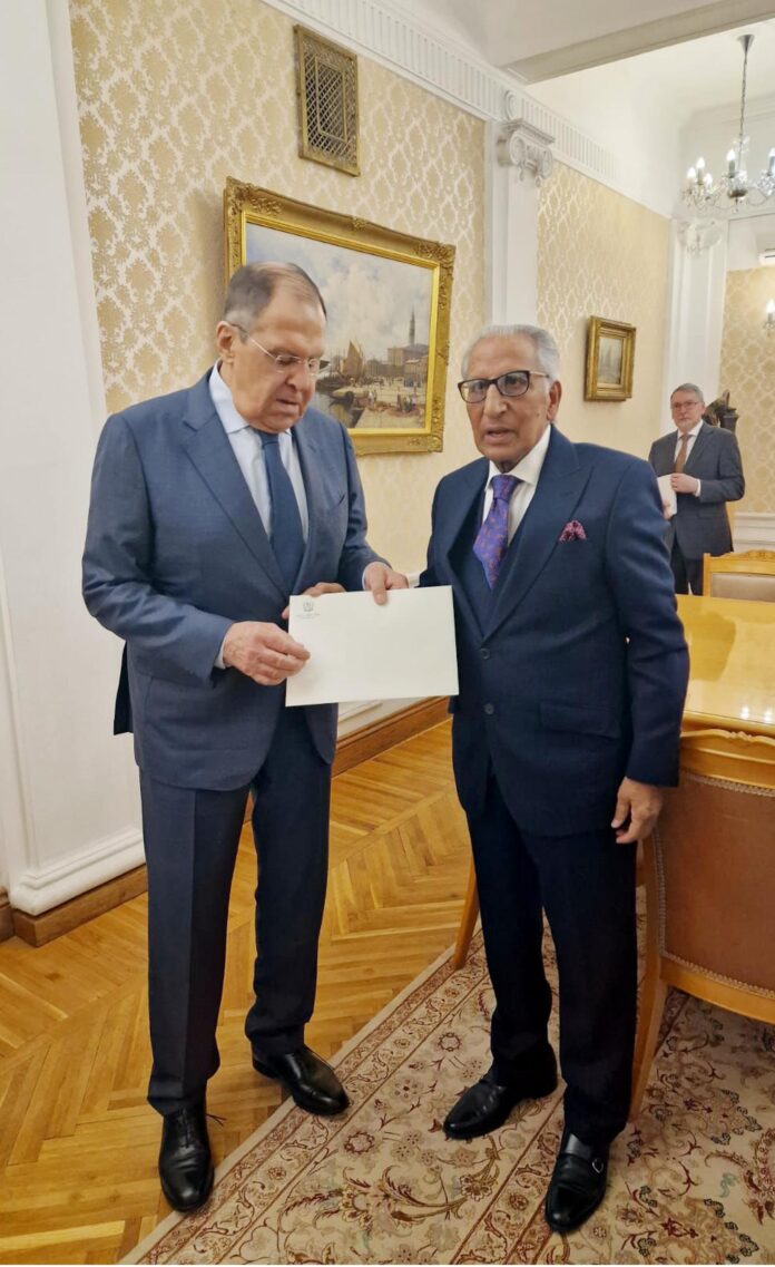وزیر اعظم کے معاون خصوصی سید طارق فاطمی کی روسی فیڈریشن کے وزیر خارجہ سرگئی لاوروف سے ملاقات