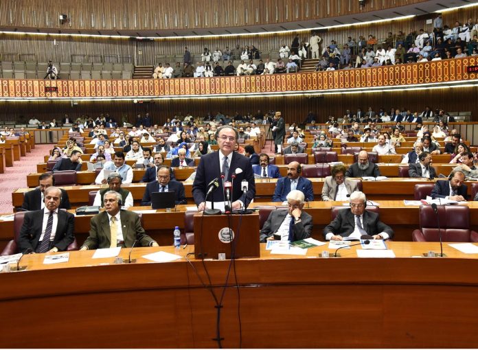 وزیر خزانہ و محصولات سینیٹر محمد اورنگزیب کی قومی اسمبلی میں بجٹ تقریر 2025-26 کا متن
