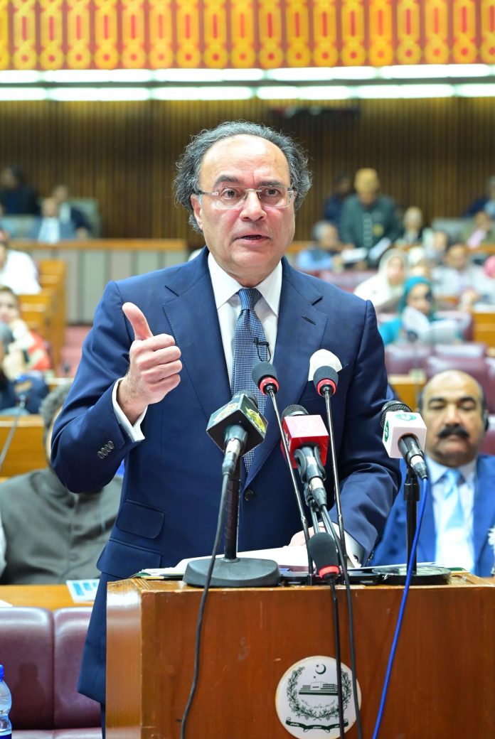 خصوصی سرمایہ کاری سہولت کونسل نے پاکستان میں سرمایہ کاری کے فروغ اور کاروباری ماحول کو بہتر بنانے کے لیے ایک مرکزی پلیٹ فارم کے طور پر نمایاں مقام حاصل کیا، وزیر خزانہ