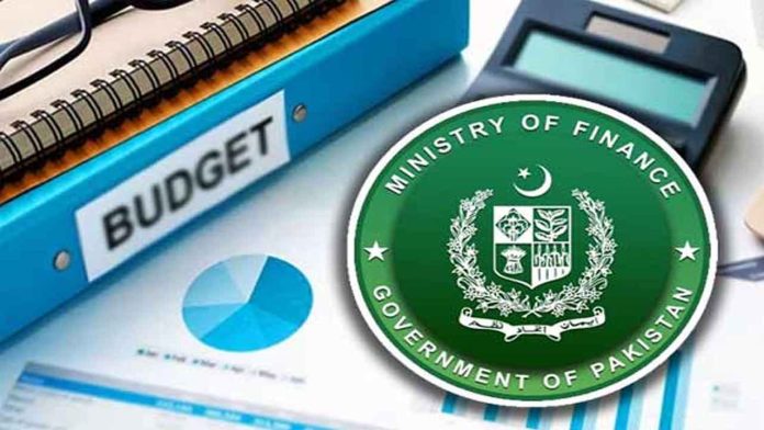 وزارت خزانہ کی جانب سے اقتصادی جائز ہ 25-2024 پیر کو پیش کیا جائیگا