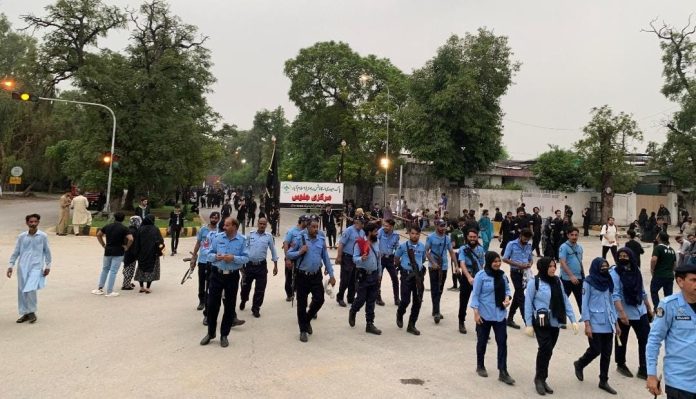 نو محرم الحرام کے مرکزی جلوس کے حوالے سے کئی مہینے پہلے تیاریوں کا آغاز کر دیا جاتا ہے، ڈپٹی کمشنر