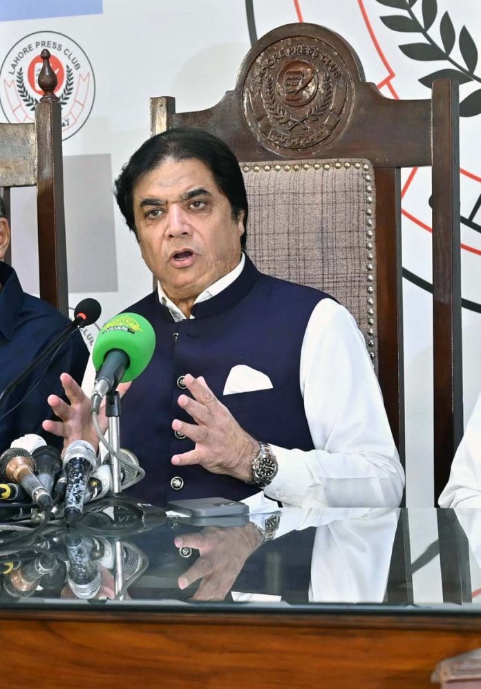 حکومتی اقدامات کی بدولت ملکی معیشت ترقی کی جانب گامزن اور مہنگائی و پالیسی ریٹ میں نمایاں کمی آ ئی ہے ،محمد حنیف عباسی