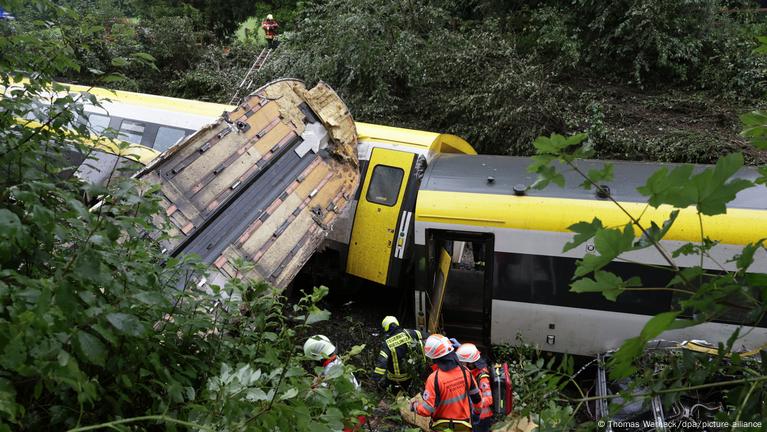 Two train carriages derail in Germany