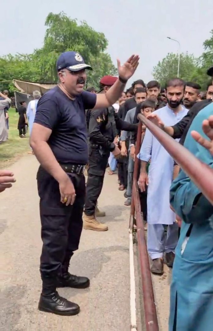 آئی جی کا مرکزی جلوس کے داخلی و خارجی راستوں کا دورہ ، سکیورٹی انتظامات کا جائزہ لیا