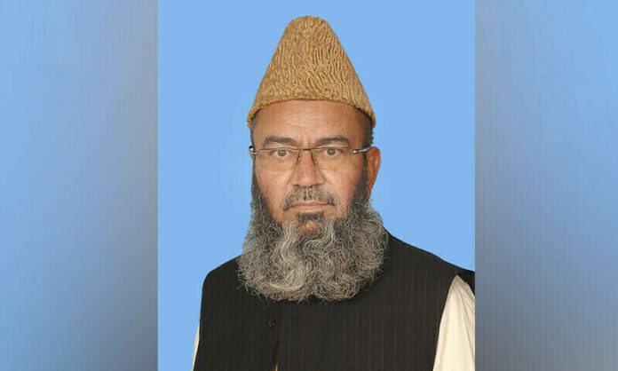 صوبہ پنجاب سے سینیٹ کے انتخابات میں کامیابی حاصل کرنے والے حافظ عبدالکریم