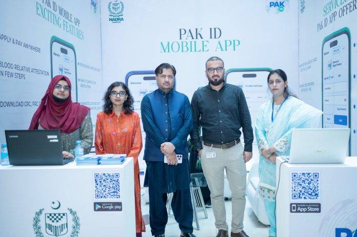 نادرا کا سینٹورس مال اسلام آباد میں پاک آئی ڈی موبائل ایپ کیلئے عوامی آگاہی مہم کا انعقاد