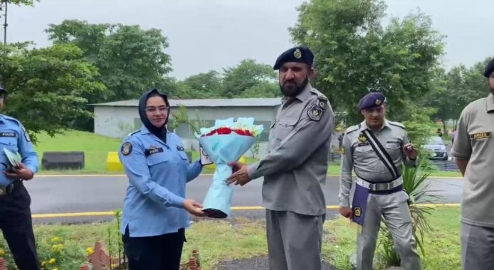 چیف ٹریفک آفیسر اسلام آباد پری گل نے چارج سنبھال لیا، غیر قانونی پارکنگ اور ون ویلنگ کے خلاف سخت کارروائی کا عزم