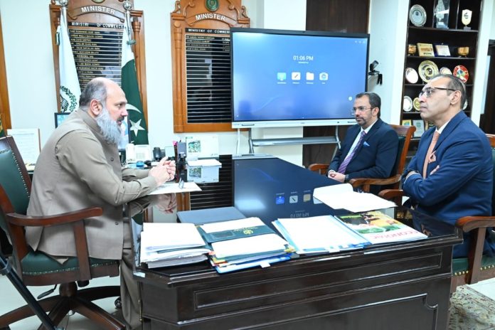 برآمدکنندگان کے لیے سازگار ماحول کی فراہمی اور بین الاقوامی منڈیوں تک آسان رسائی وقت کی اہم ضرورت ہے ،جام کمال خان