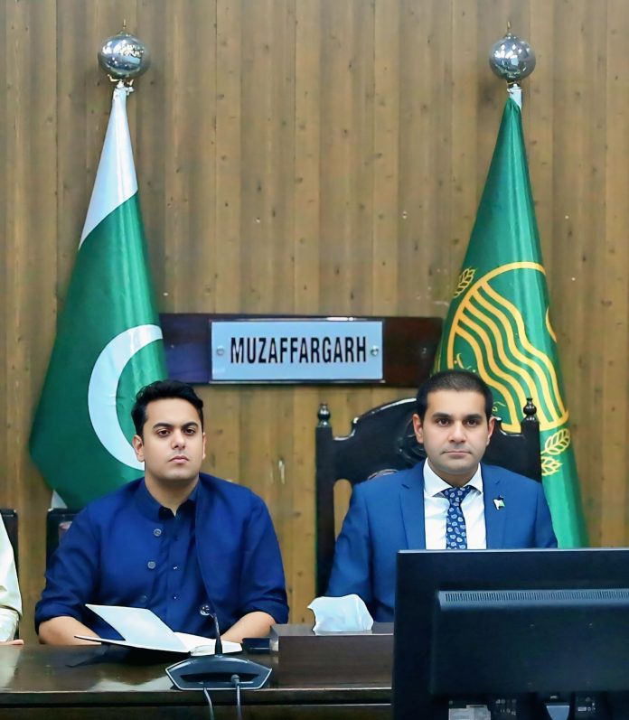 متوقع انتہائی اونچے درجے کے سیلاب کے نتیجے میں ضلع مظفرگڑھ کے 104 مواضعات زیر آب آنے کا خدشہ ہے،ڈپٹی کمشنرمظفرگڑھ