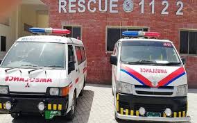 پہاڑپور فارم کے قریب کار میں شارٹ سرکٹ کے باعث لگنے والی آگ پر ریسکیو1122نےقابو پایا