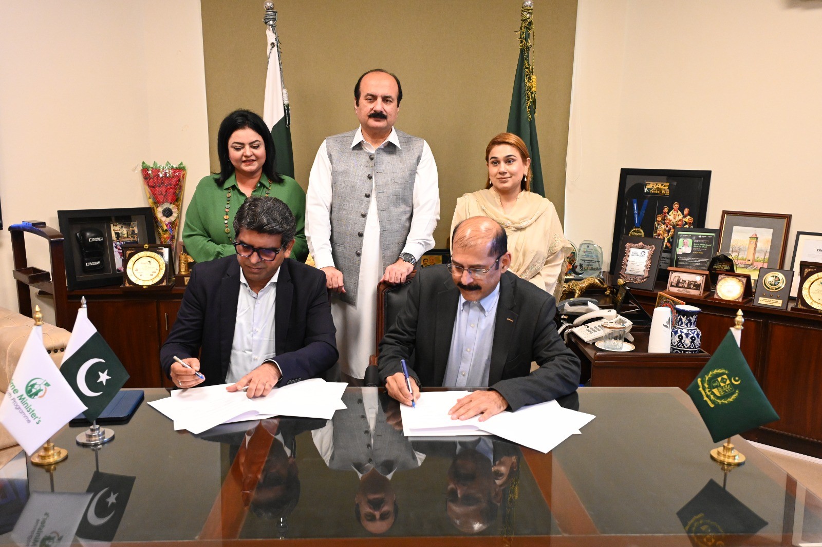 وزیراعظم یوتھ پروگرام اور پاکستان آئی ٹی انڈسٹری ایسوسی ایشن کے درمیان معاہدہ