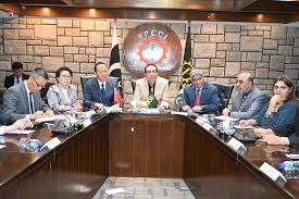 چین کو پاکستانی برآمدات کی بہتر ویلیو ایڈڈ اشیا کی طرف منتقلی جاری، دونوں ممالک نے معاشی و تجارتی میدان میں شاندار تعاون کیا ،عاطف اکرام شیخ