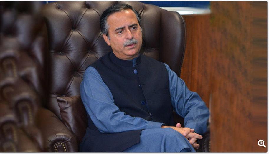 وفاقی وزیر بحری امور محمد جنید انوار چوہدری کاسمندری کچھوؤں کے تحفظ کے لیے 9 کروڑ روپے مالیت کے منصوبے کا اعلان